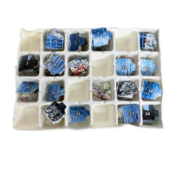 2020 Harry Potter Advent Calendar Yule Ball Hogwarts 75981 LEGO NO MINIFIGURES  - Picture 1 of 6